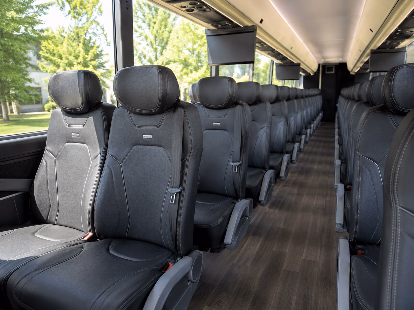 college tour charter buses to university of st thomas university of st thomas minnesota and beyond