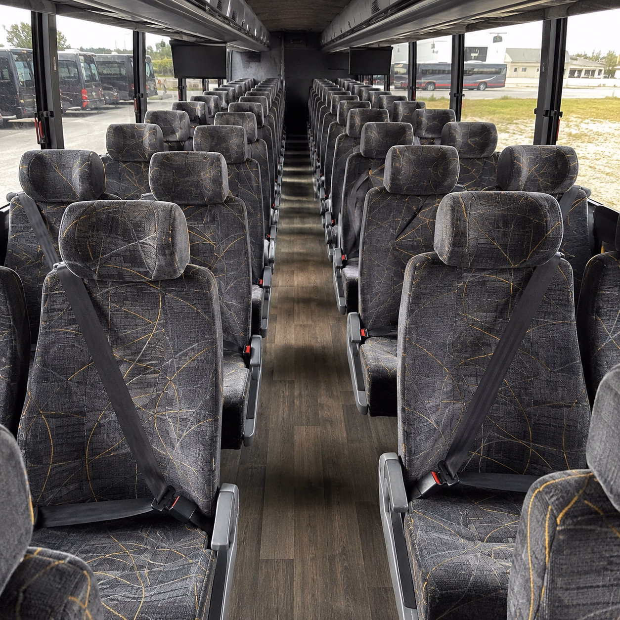 private charter buses for layovers in saint paul